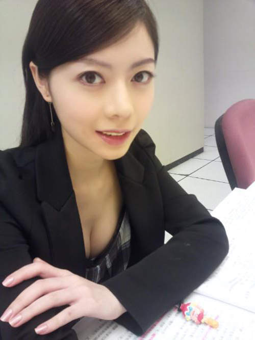 三立八點檔「牽手」正妹助理 韓雨恩(小羽)