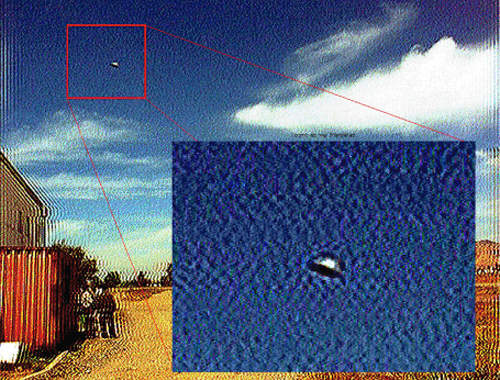 智利空軍基地拍到UFO!?到底是誰派來的? 智利空軍基地拍到UFO!?到底是誰派來的?