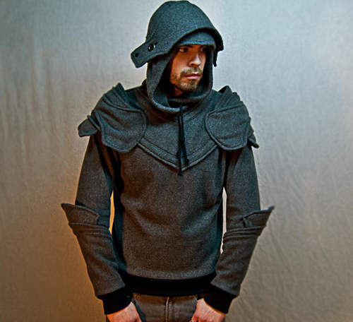 假可亂真《鎧甲帽T》讓你三秒變武士! 假可亂真《鎧甲帽T》讓你三秒變武士!