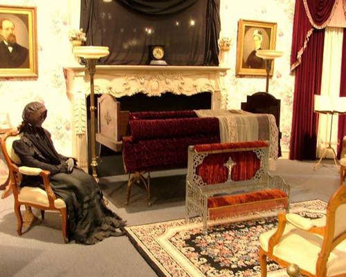 國家級《葬禮歷史博物館》好像不是很敢自己一個人去逛... 國家級《葬禮歷史博物館》好像不是很敢自己一個人去逛...