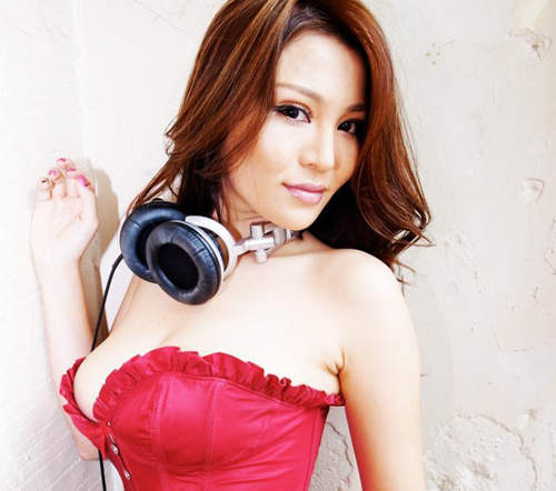 日本爆乳女DJ 松金洋子 日本爆乳女DJ 松金洋子