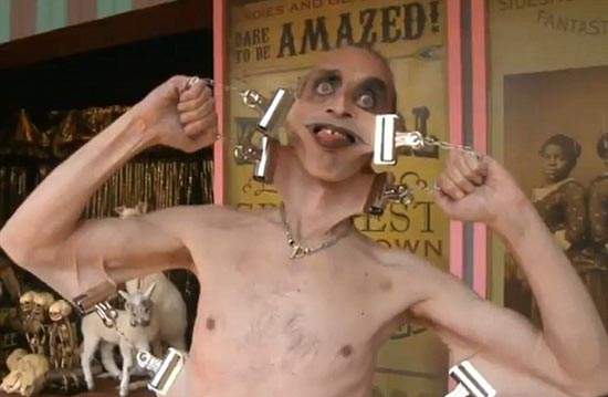 真實版《橡膠人》擁有伸縮自如的皮膚! 真實版《橡膠人》擁有伸縮自如的皮膚!