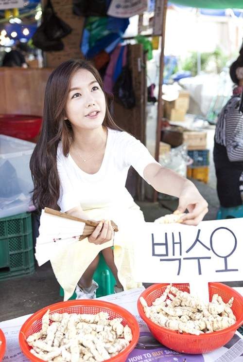 京東市場正妹《白首烏姊》~皮膚白到發亮 ✰ 京東市場正妹《白首烏姊》~皮膚白到發亮 ✰