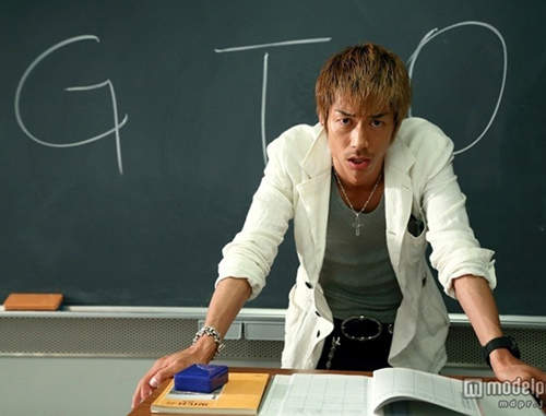 新版GTO鬼塚《AKIRA》再不介紹又要下檔了wwww