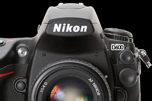 真假的?Nikon最新「全片幅」平價單眼《Nikon D600 》真機現身囉!? 真假的?Nikon最新「全片幅」平價單眼《Nikon D600 》真機現身囉!?