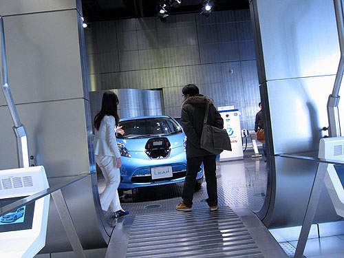 《車迷東京必遊》到銀座別忘了去NISSAN GALLERY血拼喔！