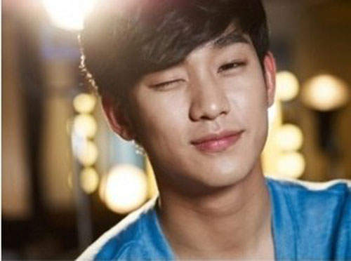 韓國網友票選~眨眼令人心動的男明星是..(≧∀^)❤？