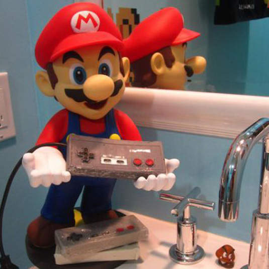 《瑪莉歐廁所》讓你邊吃蘑菇邊收集金幣! 《瑪莉歐廁所》讓你邊吃蘑菇邊收集金幣!