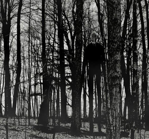 都市傳說《Slender MAN》小心樹林深處那詭異瘦長的男人... 都市傳說《Slender MAN》小心樹林深處那詭異瘦長的男人...