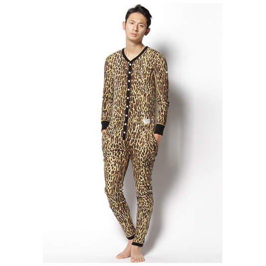【豹紋男子】就連睡衣都要是豹紋的呦~♥ 【豹紋男子】就連睡衣都要是豹紋的呦~♥