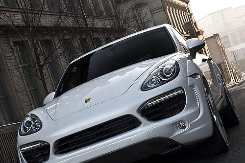 Kahn Design出手改造《保時捷Cayenne》這回既夠力又有型~ Kahn Design出手改造《保時捷Cayenne》這回既夠力又有型~
