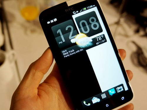 HTC超殺《黑白郎君專用ONE X版》全球限量出擊