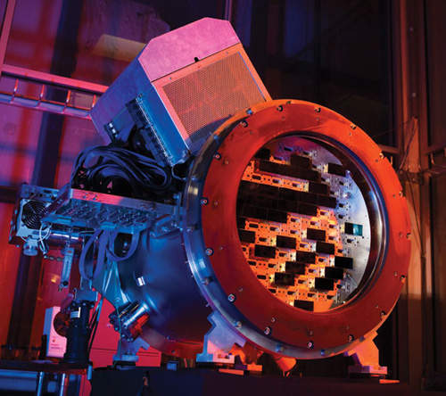 暗能量照相機 一拍可以拍到八十億光年這麼遠唷(遠目) 暗能量照相機 一拍可以拍到八十億光年這麼遠唷(遠目)