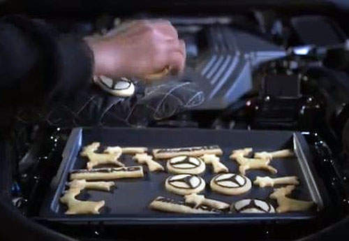 《賓士超跑變身烤箱》這樣的聖誕餅乾真的沒問題嗎？