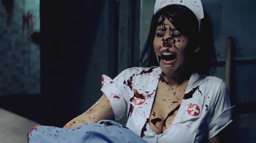 2012年 活尸将会从你的胸部后面出现 ↖(￣▽