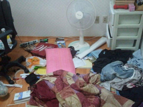 《姊姊的骯髒面》~拜託妳可不可以乾淨一點? 《姊姊的骯髒面》~拜託妳可不可以乾淨一點?