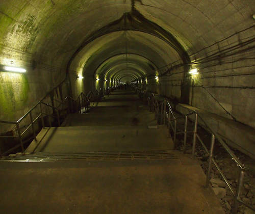 日本最靠近地底的無人車站《土合站》你有體力走出這裡嗎? 日本最靠近地底的無人車站《土合站》你有體力走出這裡嗎?