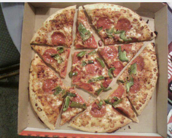 《送披薩的要求》有沒有送披薩還要通十八般武藝的八卦？