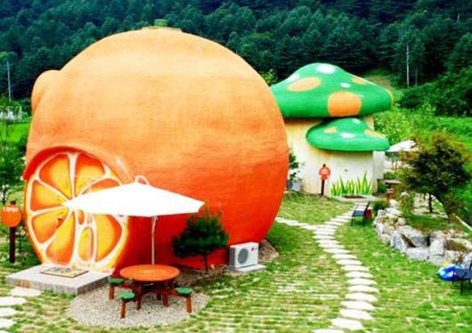 韓國《主題渡假村》想住香菇屋還是橘子屋? 韓國《主題渡假村》想住香菇屋還是橘子屋?