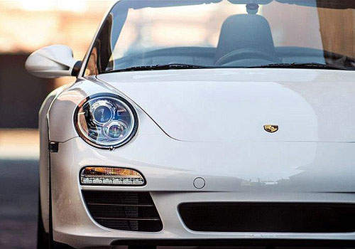 中置駕駛座《保時捷911敞篷車》這樣要怎麼買得來速呢？