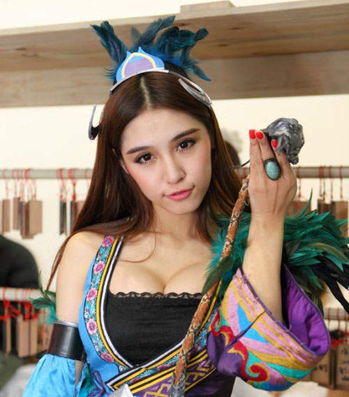 2012網博會正妹 北半球露出度高的SG晚點名 2012網博會正妹 北半球露出度高的SG晚點名