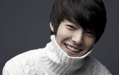 韓國型男《金宇彬》~其實是蕭敬騰失散多年的弟弟￣︶￣ (誤)