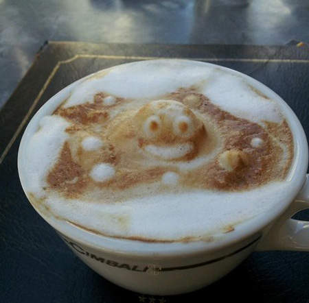 《痛拉花》唉唷~這真的會捨不得喝啦~ 《痛拉花》唉唷~這真的會捨不得喝啦~