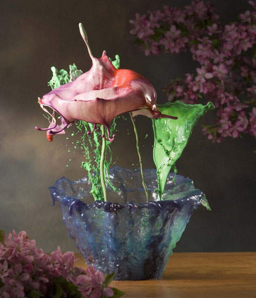 《水波花》水波炸開瞬間的美感 《水波花》水波炸開瞬間的美感