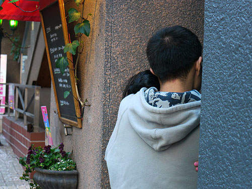 一人約會照片 再度進階 怎麼..我的眼睛流汗了… 一人約會照片 再度進階 怎麼..我的眼睛流汗了…