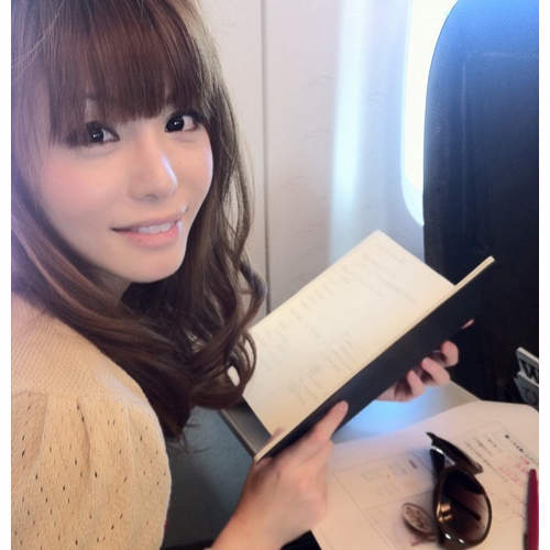 美女料理家《森崎友紀》教妳圍裙其實要這樣穿(//▽//)  美女料理家《森崎友紀》教妳圍裙其實要這樣穿(//▽//)