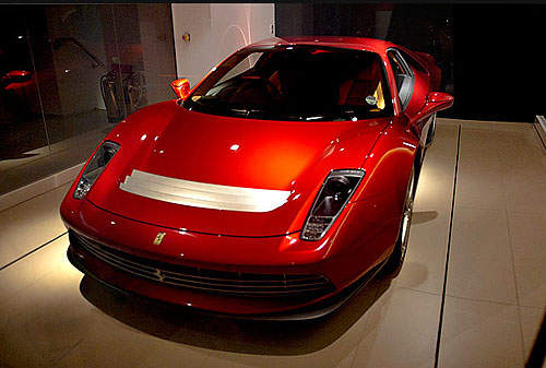 肯定沒看過！法拉利為吉他之神打造的車車曝光了～