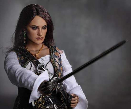 《神鬼奇航4：安潔莉卡》美女海盜超擬真Hot Toys人偶