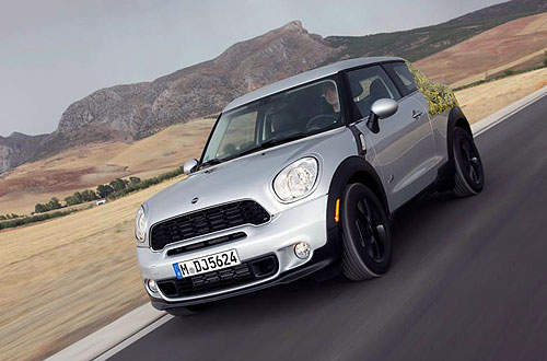 Mini Paceman自拍版間諜照～偽裝一件件脫掉了！(羞)