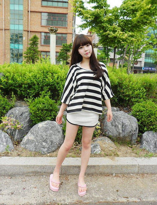 韩国网路美女《美人vs 美照》?!