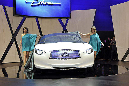 借賓士之力!Infiniti要打造年輕人更愛的入門車~♥ 借賓士之力!Infiniti要打造年輕人更愛的入門車~♥