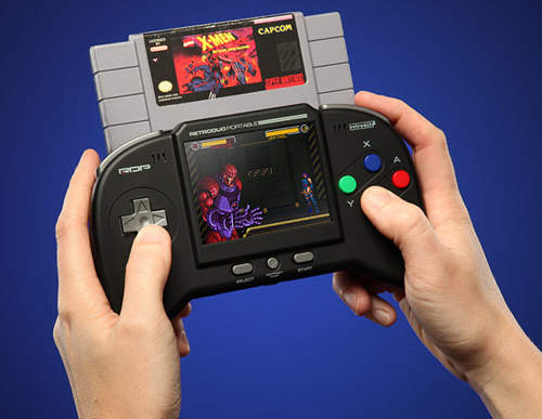 Retro Duo Portable  紅白機卡帶可以隨身帶著玩啦～