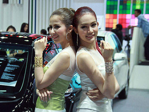 香車沒缺席《泰國車展》裡究竟有沒有美女呢？(托腮)