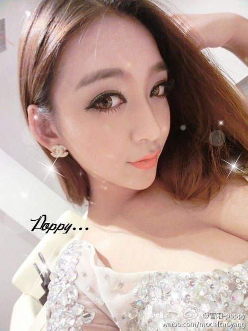 Ｇ奶車模 曹陽  鑽石爆乳禮服一看就印象深刻