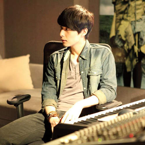 《嚴爵》可以每天都只夢見你的正面嗎♥ 《嚴爵》可以每天都只夢見你的正面嗎♥