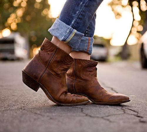 長靴→短靴大變身!只是這一刀需要些勇氣... 長靴→短靴大變身!只是這一刀需要些勇氣...