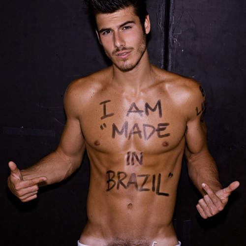 【巴西製造】六塊肌男模 Lucas Bernardini ★ 【巴西製造】六塊肌男模 Lucas Bernardini ★