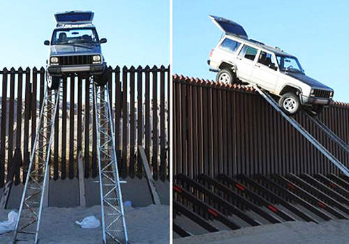 美墨邊境上演越境風雲 卡車想翻牆但卻卡住了... 美墨邊境上演越境風雲 卡車想翻牆但卻卡住了...