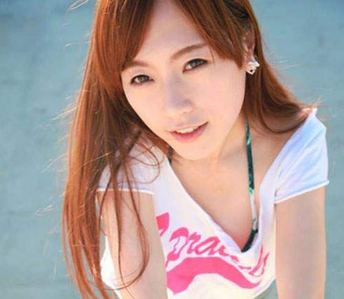 何穎璇(Miss Hunny)來自香港的正妹魔術師 何穎璇(Miss Hunny)來自香港的正妹魔術師