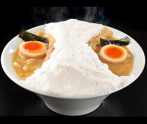 《瘋狂假麵》當然要從稻荷壽司開始吃起囉>/////<