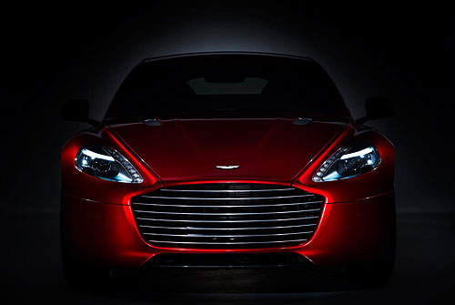 戰力升級《Aston Martin Rapide S》張大嘴巴氣勢足~ 戰力升級《Aston Martin Rapide S》張大嘴巴氣勢足~