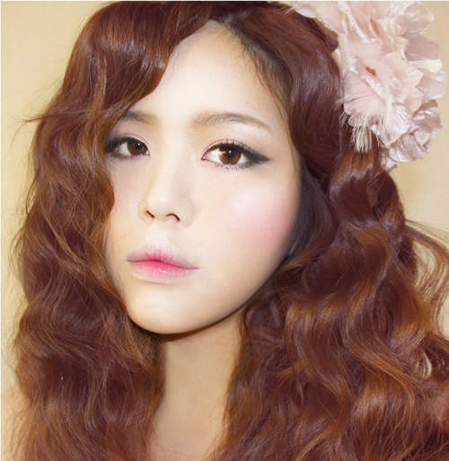 《Dior迪奧2013春妝》粉嫩的蝴蝶結系列真的太生火了T^T