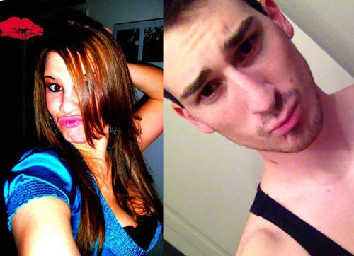 《女生自拍姿勢》換男生來拍的話會...?(嘟嘴) 《女生自拍姿勢》換男生來拍的話會...?(嘟嘴)