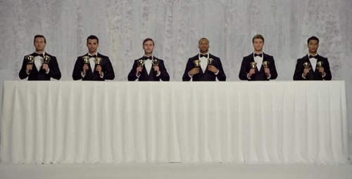 澳洲《胯下聖誕歌》聽起來怎麼有點痛XD