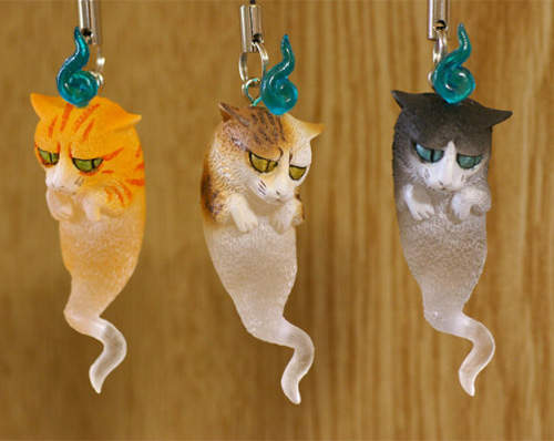 《怨念貓魂吊飾》貓的好怨恨呀... 《怨念貓魂吊飾》貓的好怨恨呀...