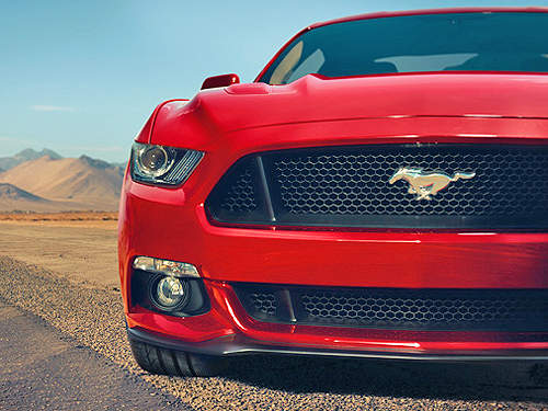 新世代《福特野馬》上空敞篷版肌肉跑車也偷偷現身